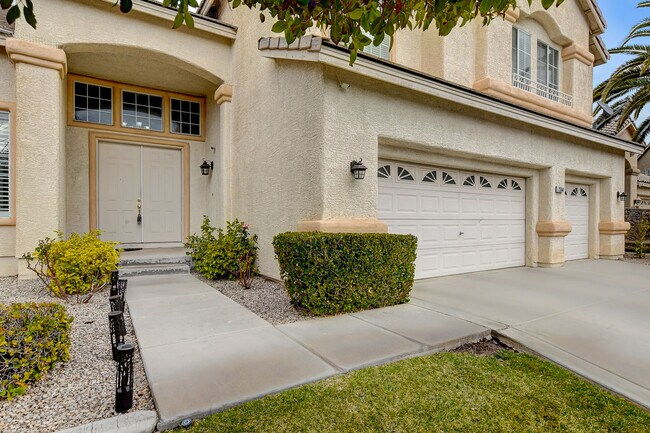 Foto del edificio - 2504 Antique Blossom Ave