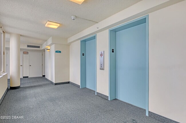 Building Photo - 3047 S Atlantic Ave