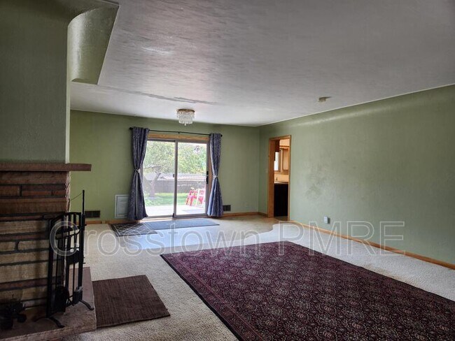 Foto del edificio - 1326 Fremont Ct