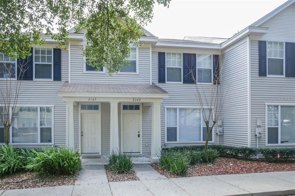 2143 Golden Oak Ln, Valrico, FL 33594 Townhome Rentals in Valrico FL