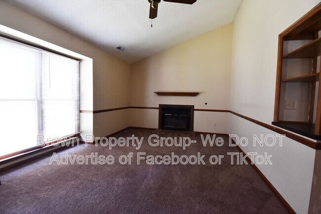Foto del edificio - 146 Homeplace Ct