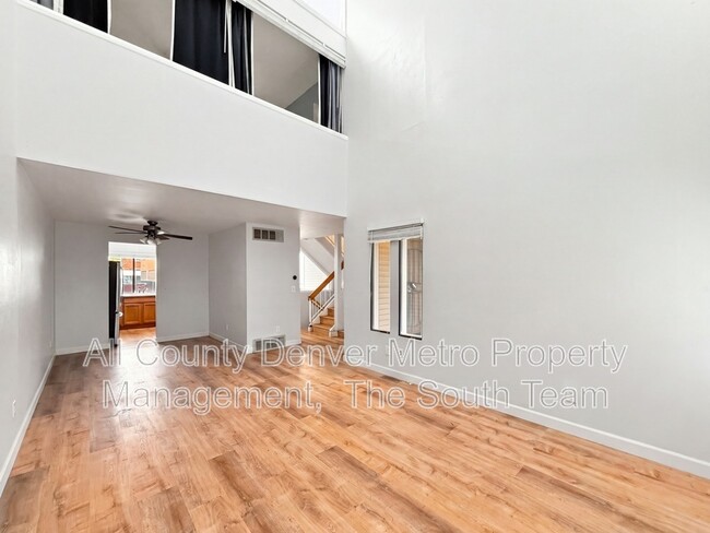 Building Photo - 1050 S Monaco St Pkwy