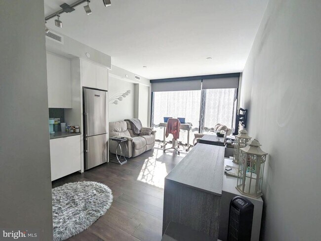 Foto del edificio - 1300 4th St SE