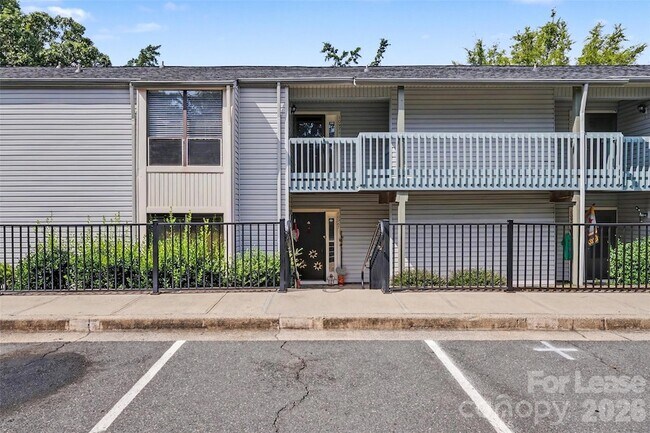 Foto del edificio - 10971 Harrowfield Rd