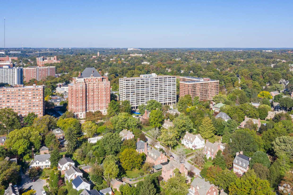 Aerial Photo - Highfield House Condominium