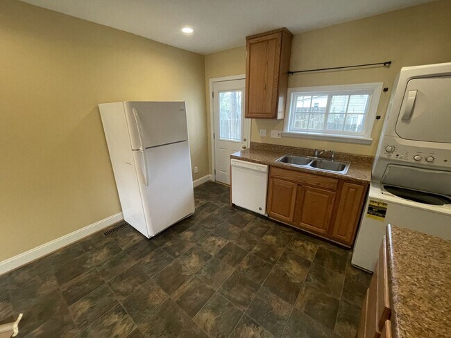 Foto del edificio - 2 Bd 1 Ba
