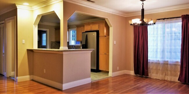 Building Photo - 3 Bedrooms, 2 Baths, 1,795 sq. ft. Home in...