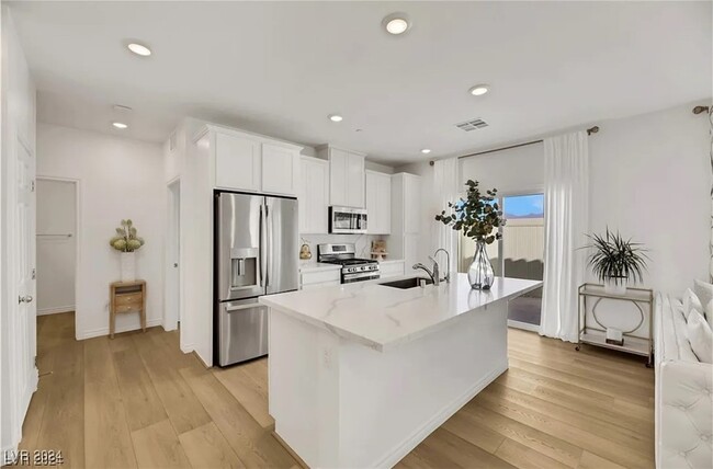 Building Photo - 3765 Canis Minor Ln