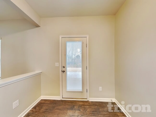 Building Photo - 115 Clove Hitch Dr