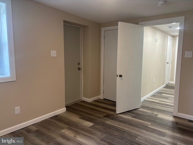 Foto del edificio - 14 West Ave