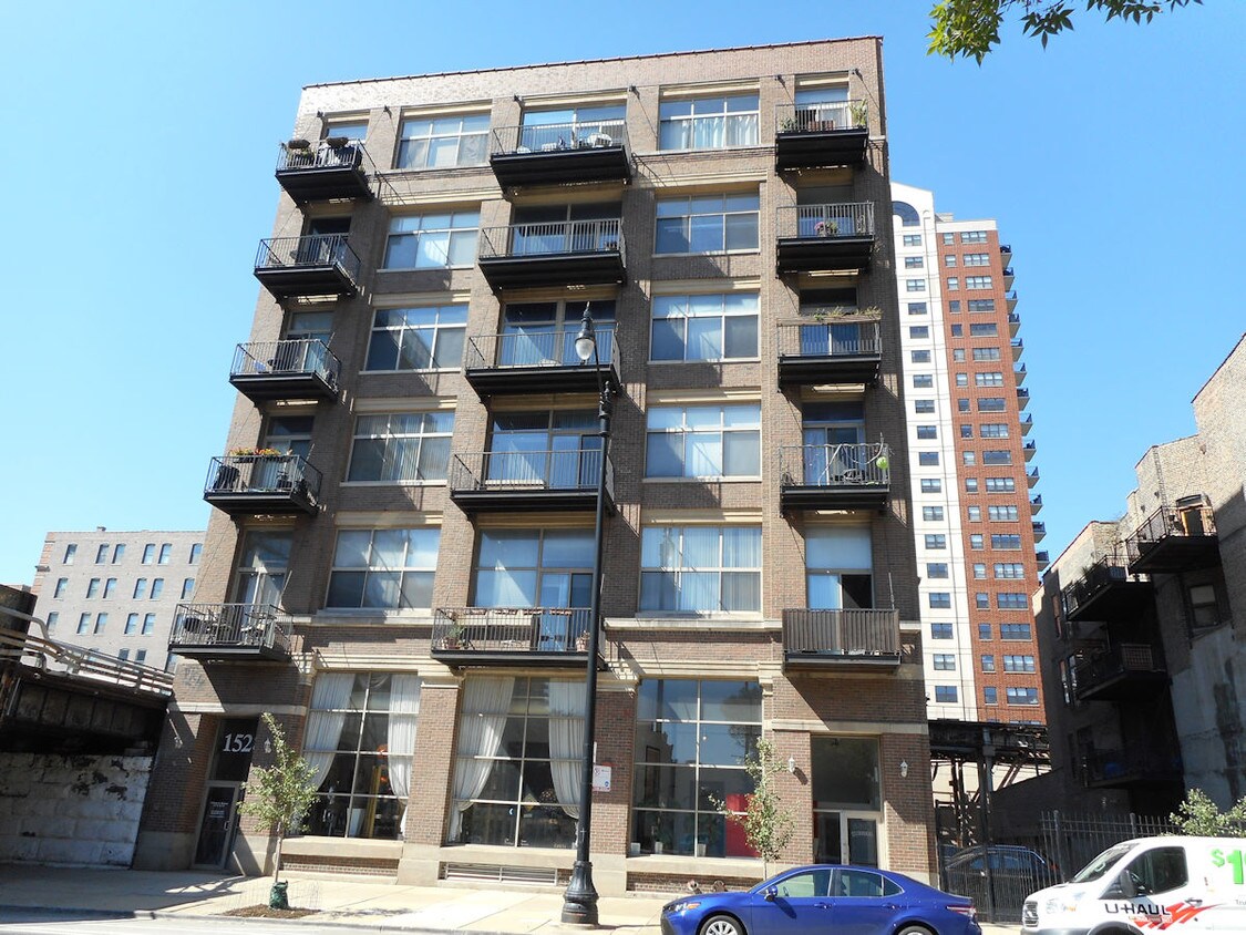 1528 S Wabash Ave, Chicago, IL 60605 Condo for Rent in Chicago, IL