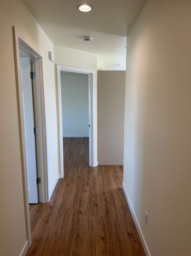 Building Photo - New Construction Two Bedroom Apartments in Coupeville!