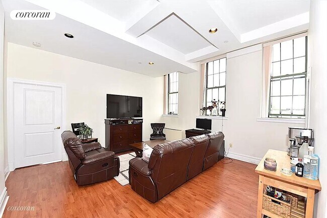 Building Photo - 4502 Ditmars Blvd