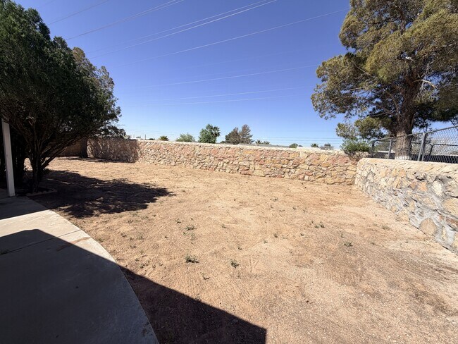 Building Photo - 3217 Red Sails Dr