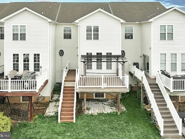 Building Photo - 1193 Ledge Dr