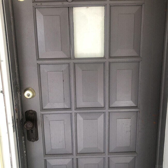 Foto del edificio - 615 N Lincoln St