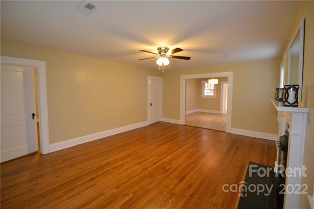 Building Photo - 3360 Highland Ave NE