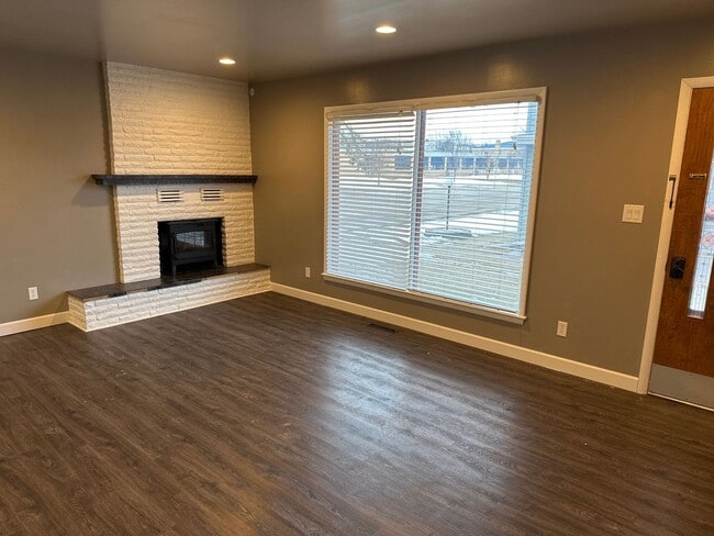 Foto del edificio - 647/649 (A&amp;B)