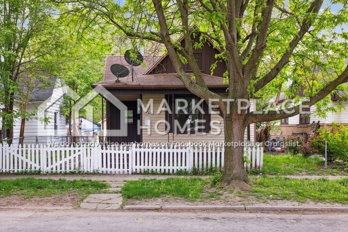 Foto principal - 1445 5th Ave