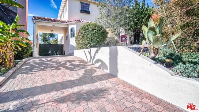 Building Photo - 6 br, 3 bath House - 1351 S Sierra Bonita Ave