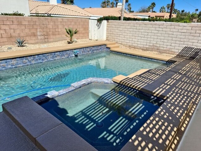 Foto del edificio - Great Neighborhood in La Quinta with Beaut...
