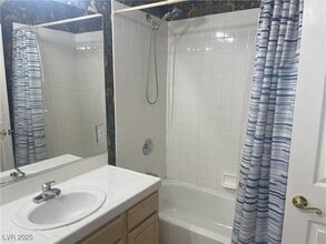 Building Photo - 1136 Scenic Crest Dr