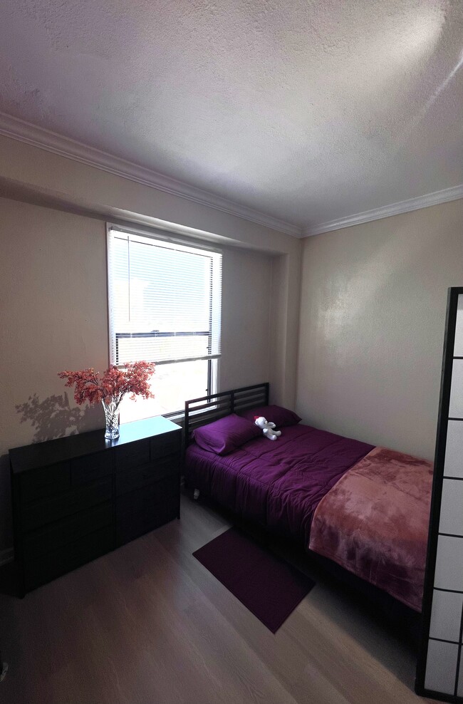 Interior Photo - Claridge Apartments