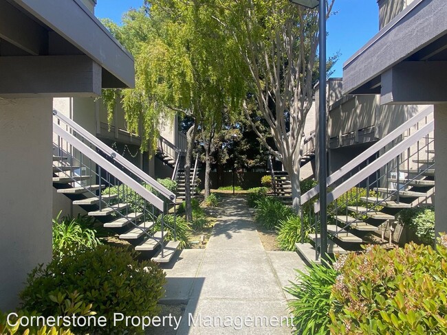Foto del edificio - 1 br, 1 bath House - 847 W California Ave #J