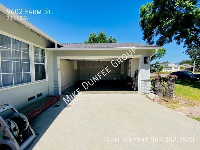 Building Photo - 9602 Farm St