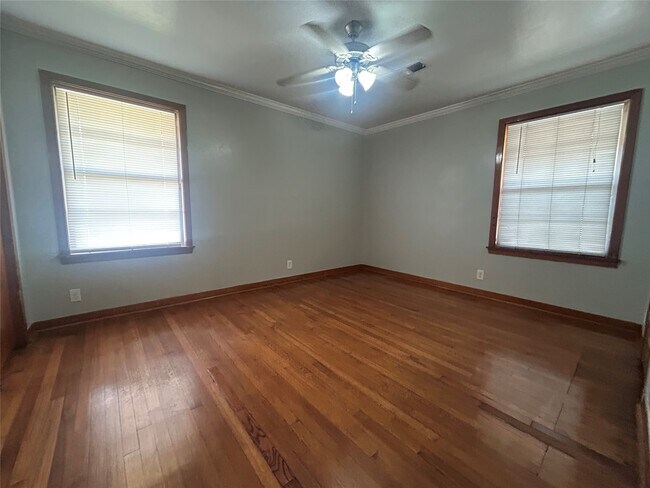 Foto del edificio - 7703 Wynlea St