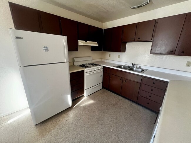 Building Photo - 73796 Cactus Dr