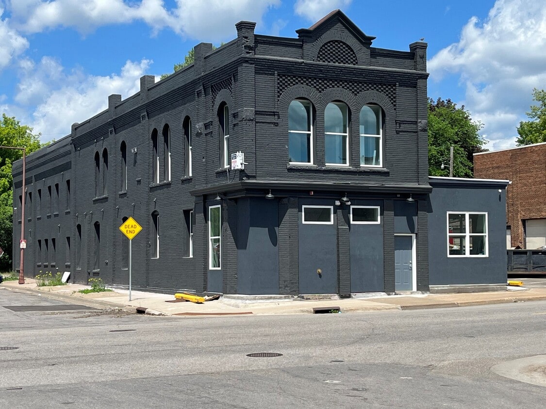 Red Mill Apartments Apartments in Saint Paul, MN