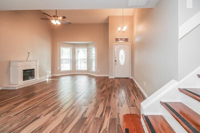 Foto del edificio - 15622 Thornbrook Dr