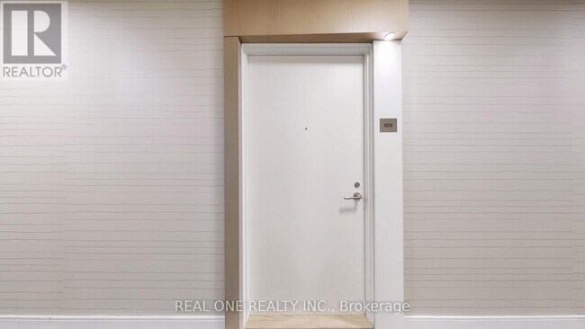 Photo du bâtiment - 70 Annie Craig Dr