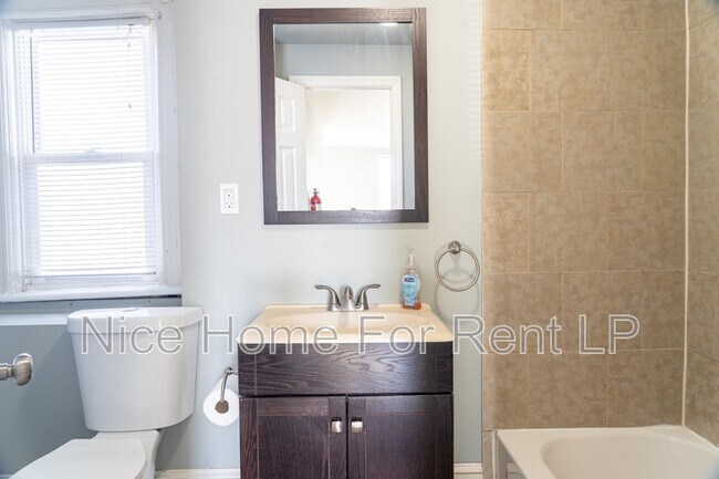 Foto del edificio - 26 Pitman Ave