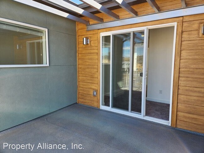 Foto del edificio - 4 br, 2.5 bath House - 1332 Village Green ...