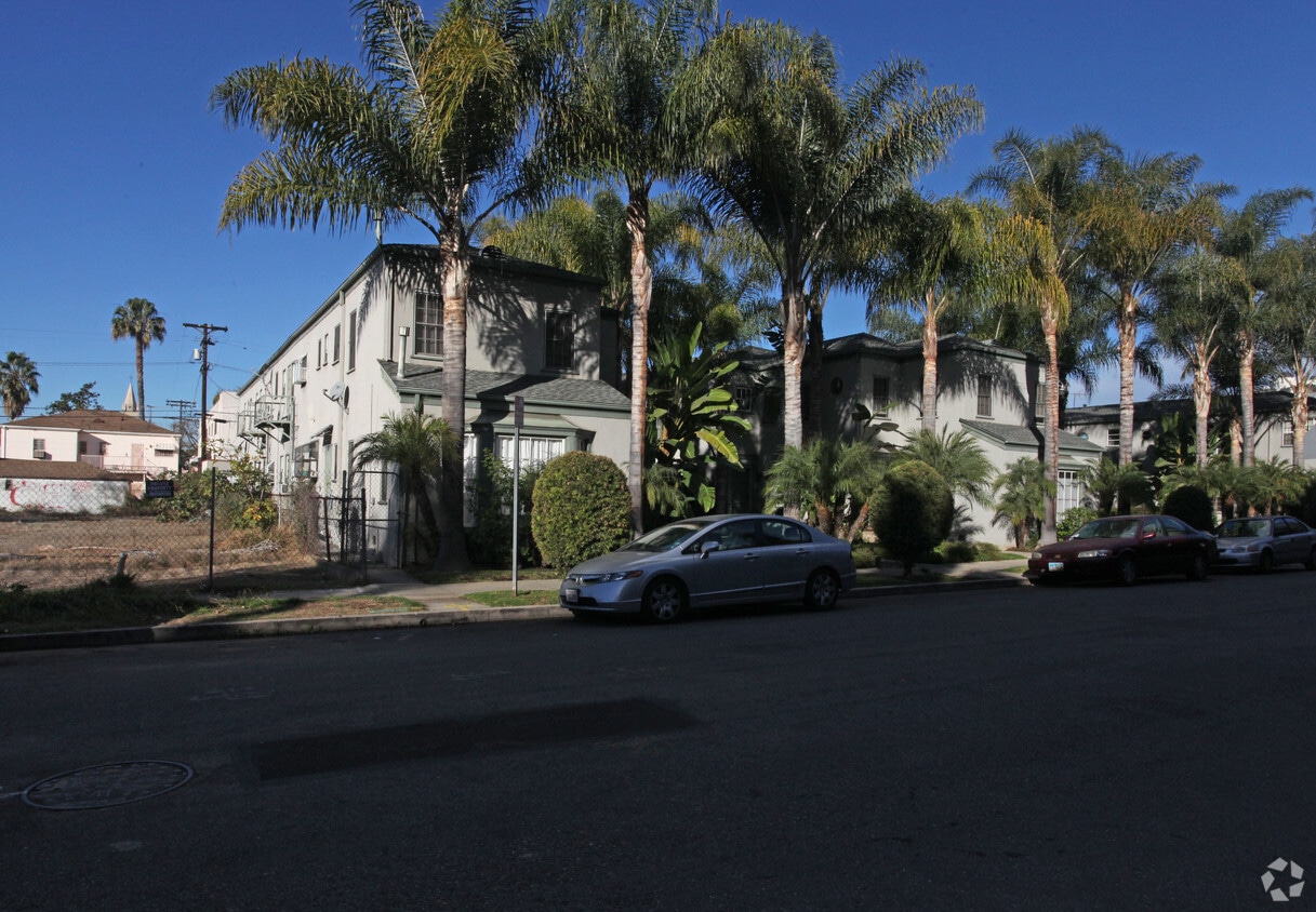 Building Photo - 1809-1817 N New Hampshire Ave