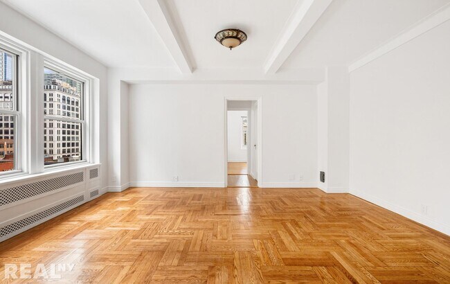 Foto del edificio - 433 W 34th St.