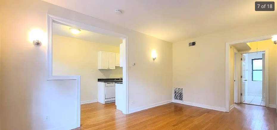 Primary Photo - 2952 N Seminary Ave