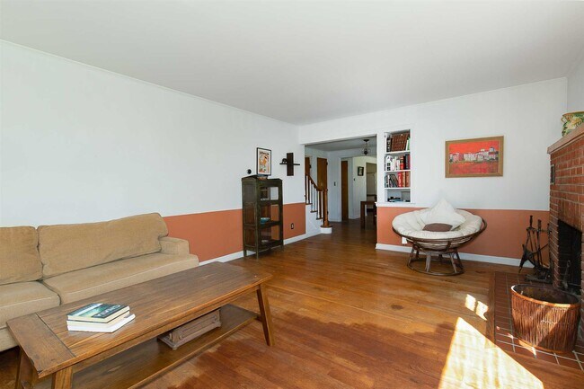 Building Photo - 340 Metzger Rd