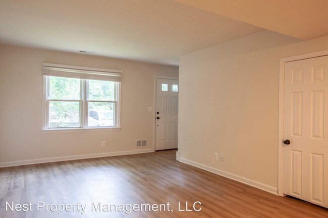 Building Photo - 247 Stribling Ave