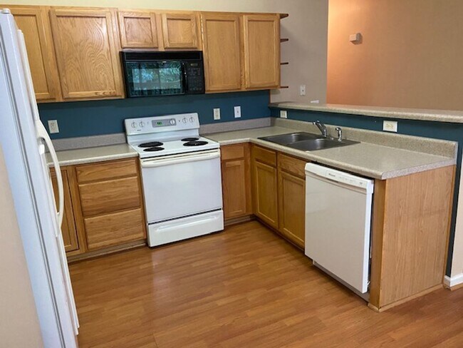 Foto del edificio - Nice 3 Bedroom, 2 Bathroom Condo