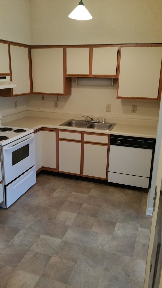 Foto del edificio - 549 Moore St