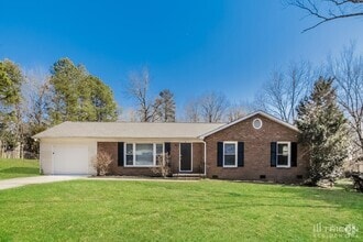 Building Photo - 839 Lundy Ln