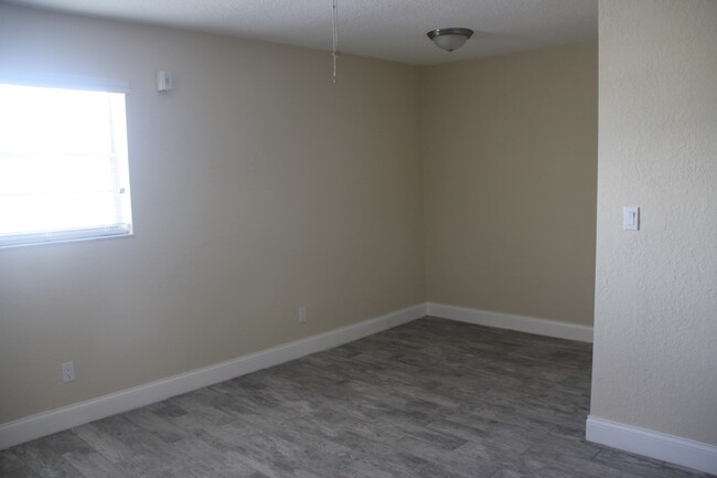 Foto del edificio - 6600 SW 39th St