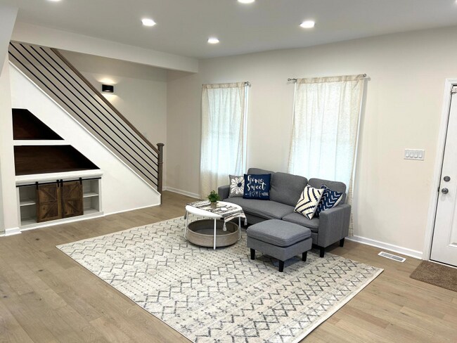 Foto del edificio - 2626 E 18th St