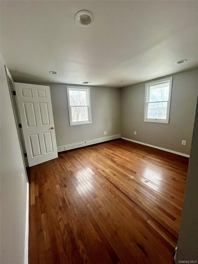 Foto del edificio - 190 W Pulaski Rd