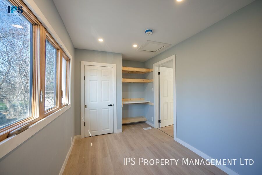 Photo principale - 2 Bed | 1 Bath - ALL UTILITIES INCLUDED