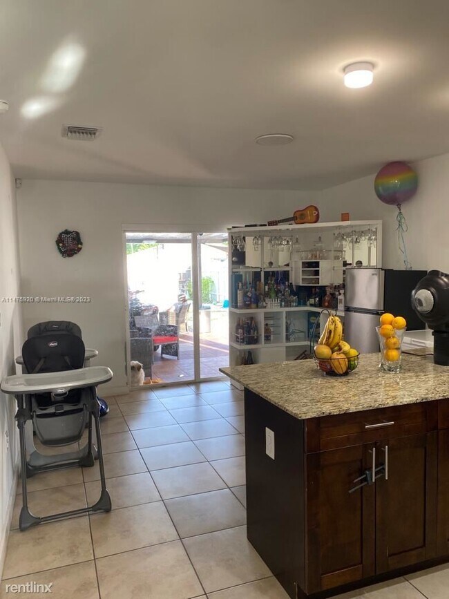 Foto del edificio - 4 br, 2 bath House - 18889 NW 35th Ave