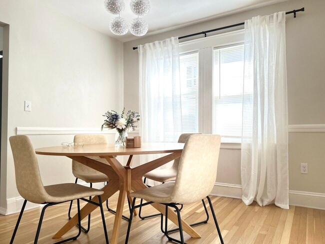 Dining room - 66 Cass St